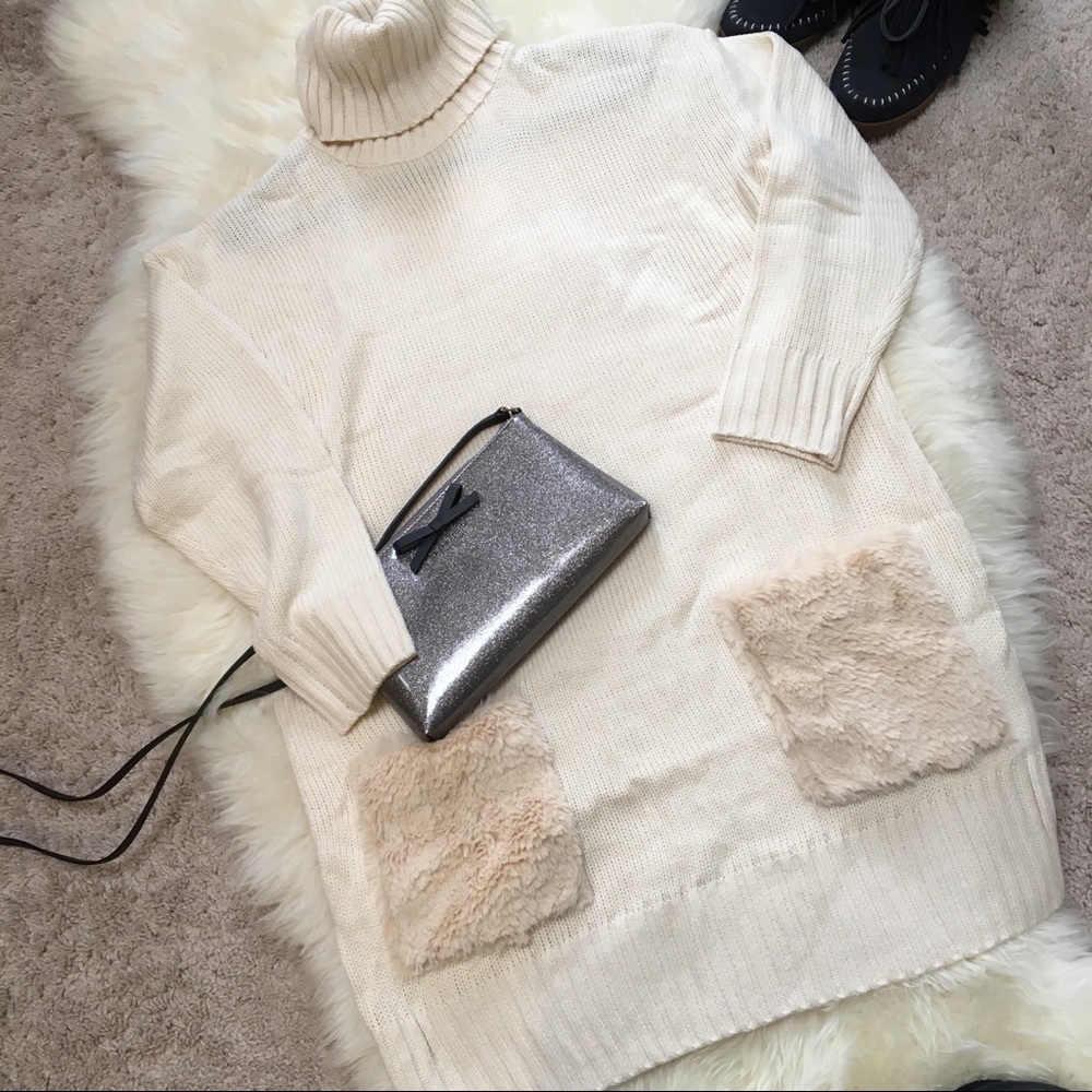 🌸Make an offer!🌸 furry pocket turtleneck sweater - Picture 2 of 8